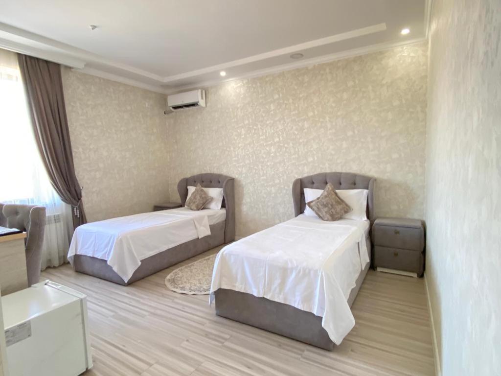 Comfort Hotel Turkistan Buitenkant foto